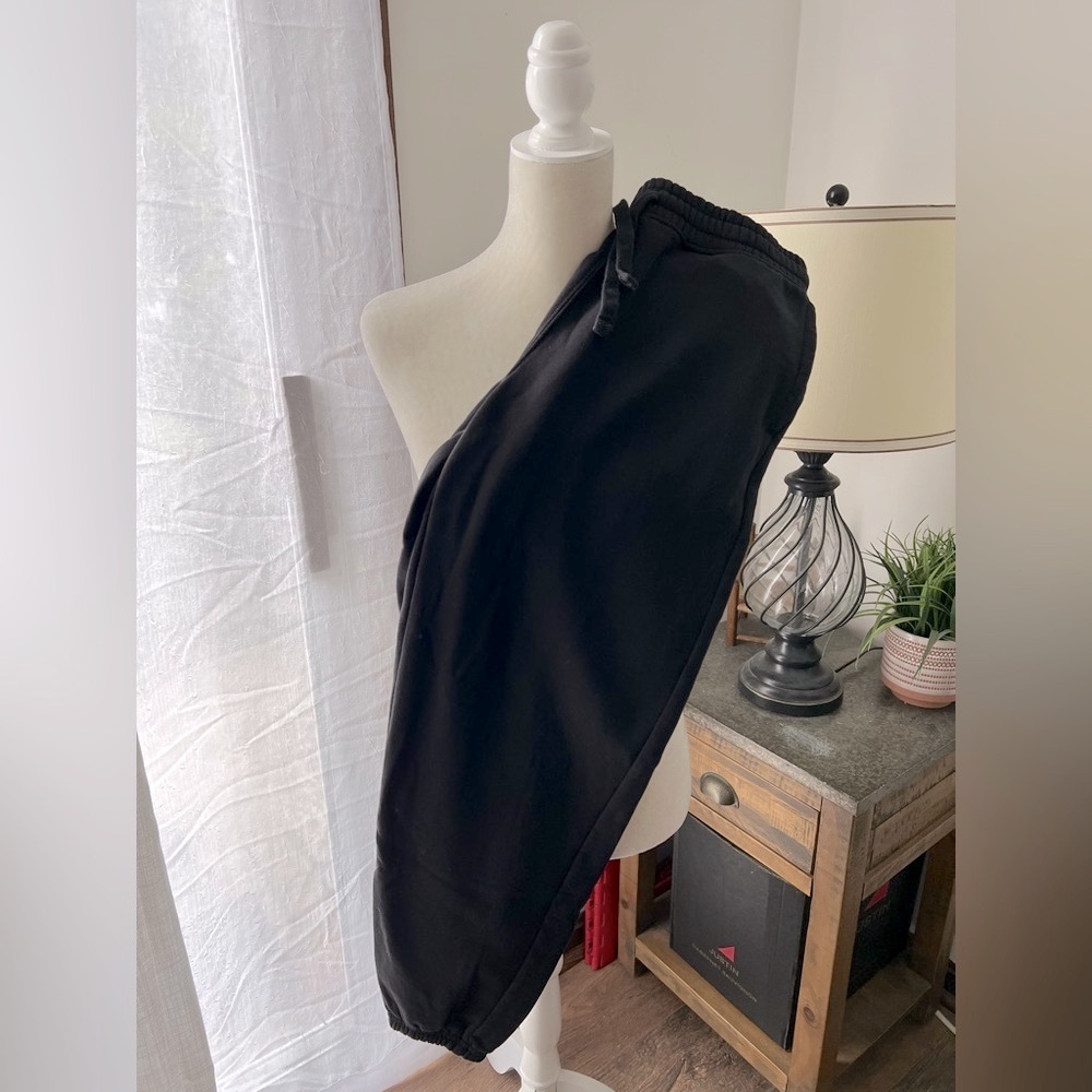 Old Navy Black Jogger Pants